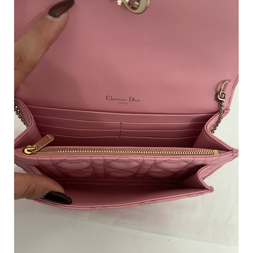 e526813c-a615-46f4-88fc-01f6c40be889